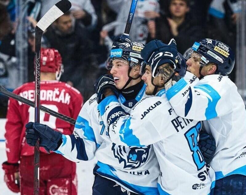 Foto z www.hcbilitygri.cz